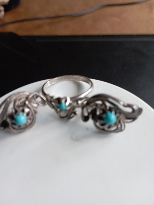 Сережка срібна з бірюзою