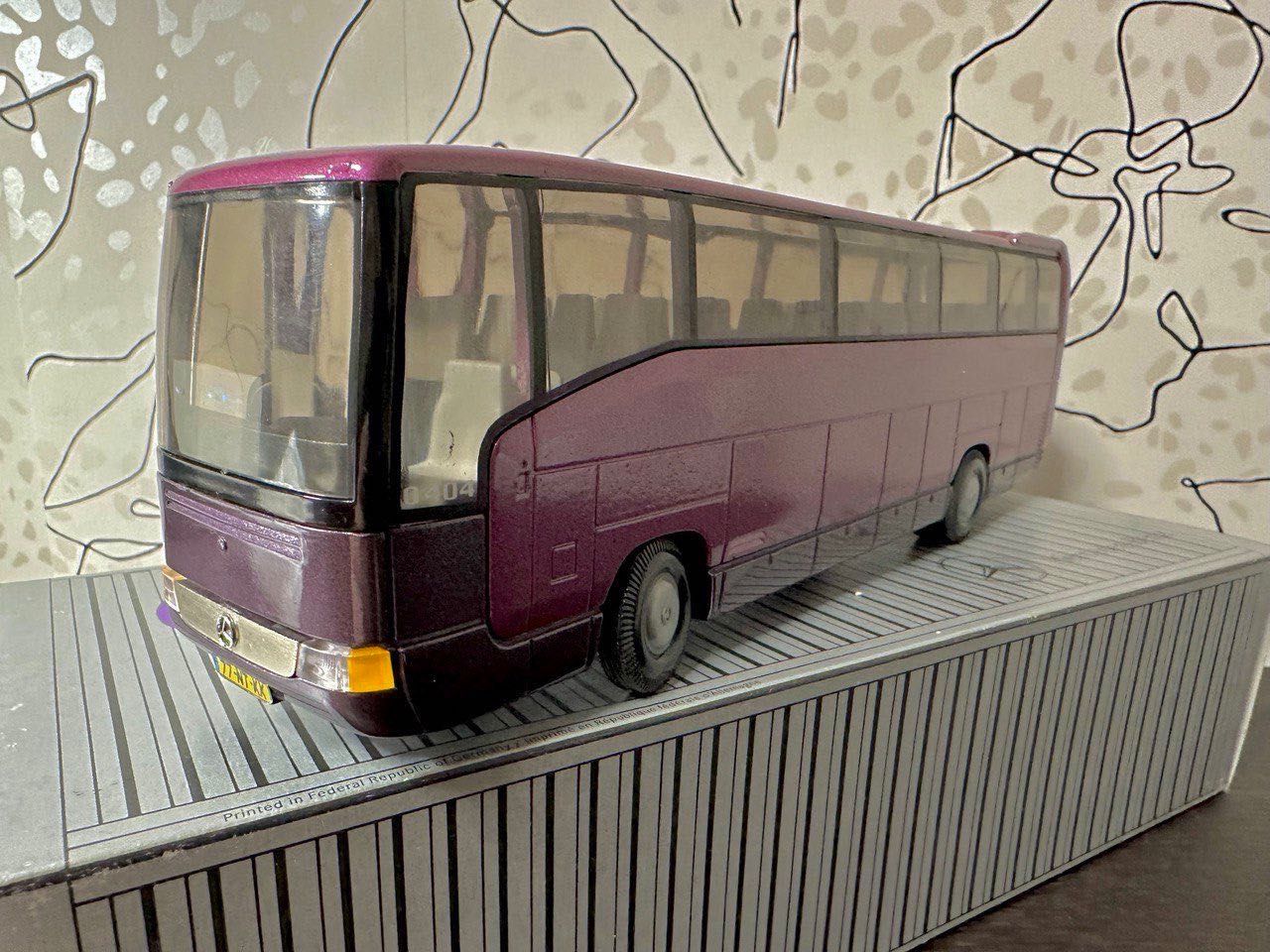 Автобус Mercedes-Benz O404  NZG Модель Масштаб 1 :43