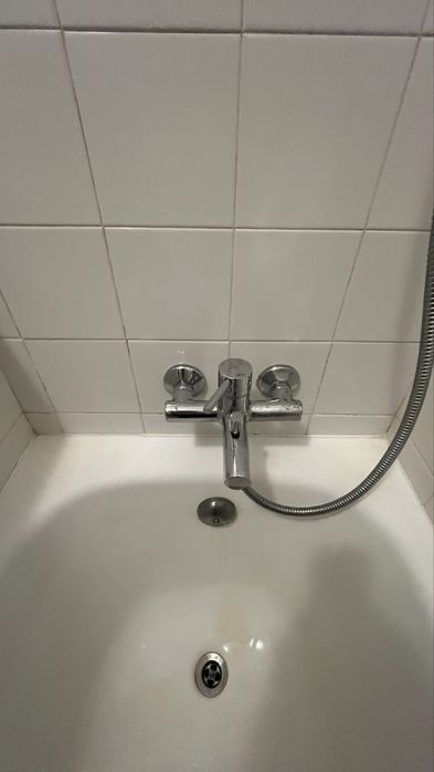 Misturadora de duche e chuveiro