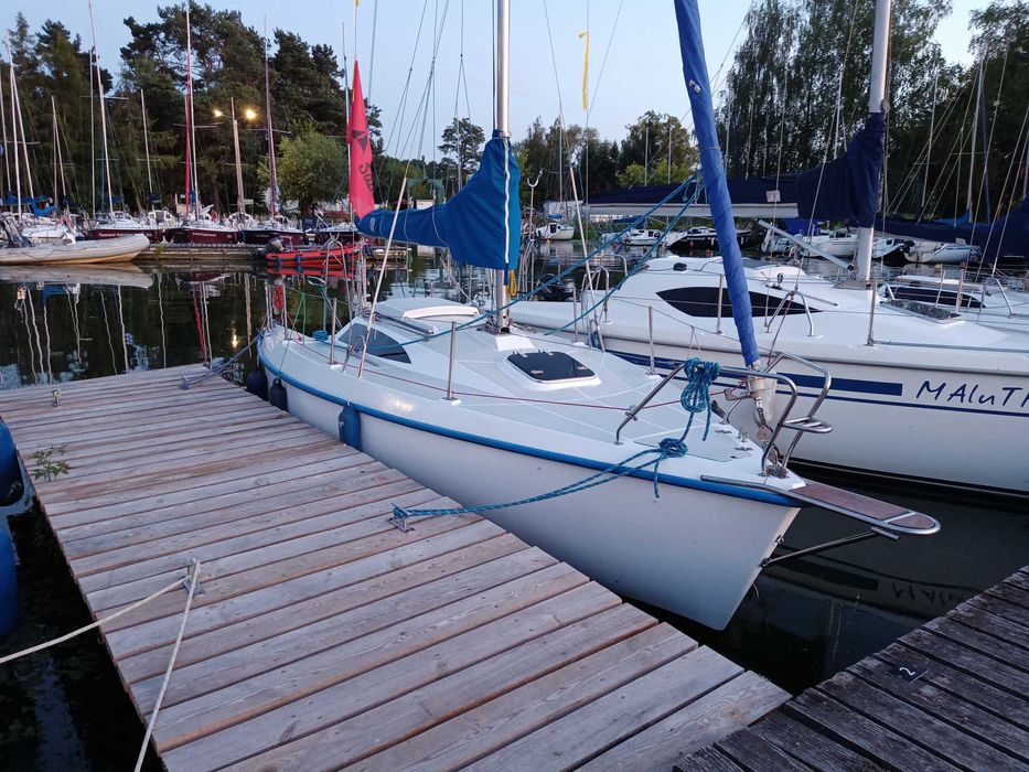 Łódź żaglowa jacht Sasanka 620 + całoroczne miejsce w porcie Nieporęt