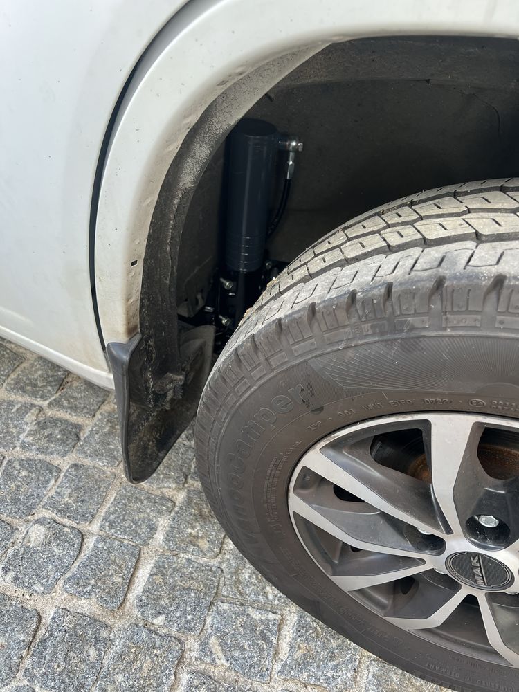 Autocaravana Fiat Ducato com Hidraulicos