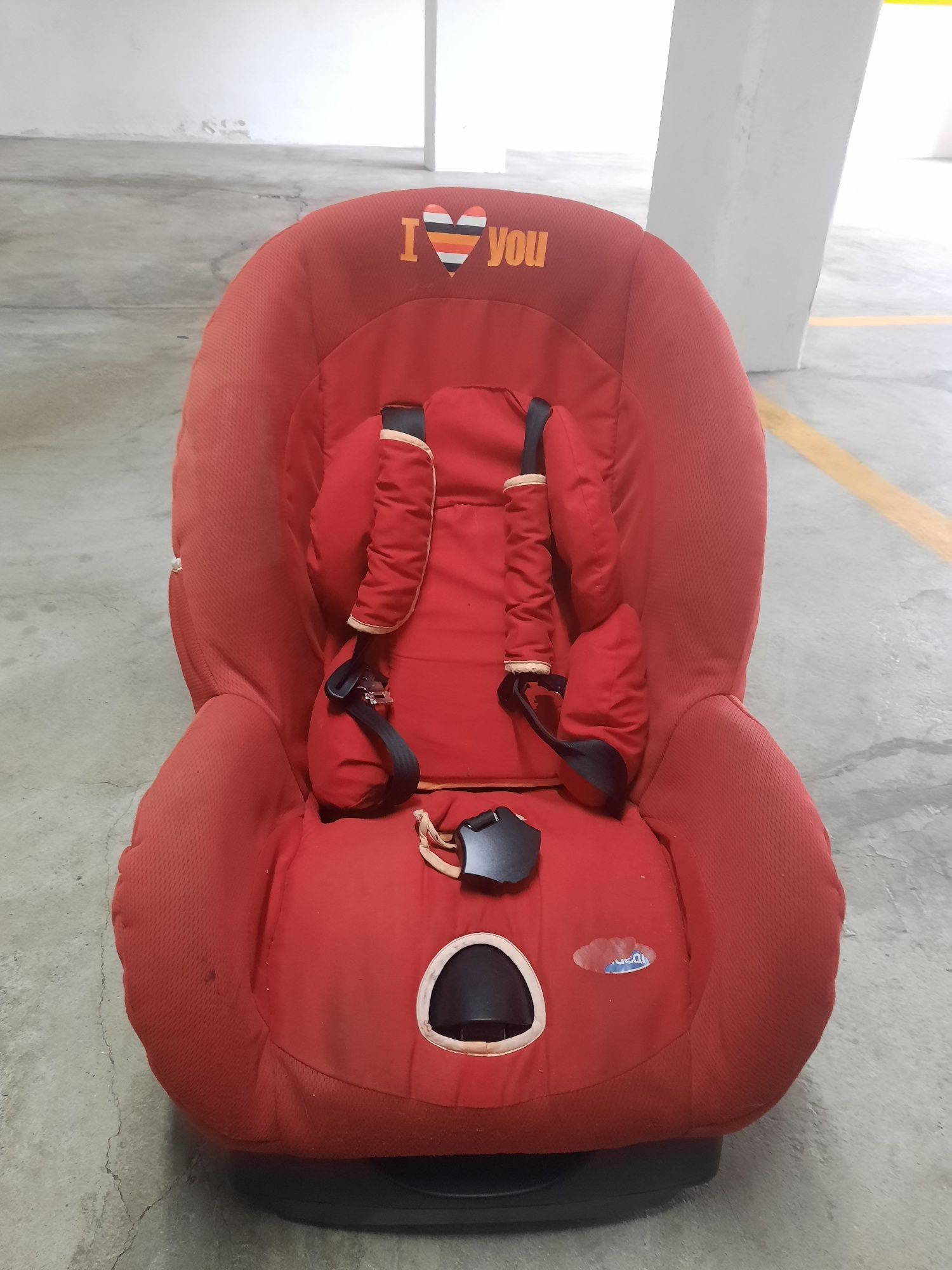 Cadeira auto bebé e criança