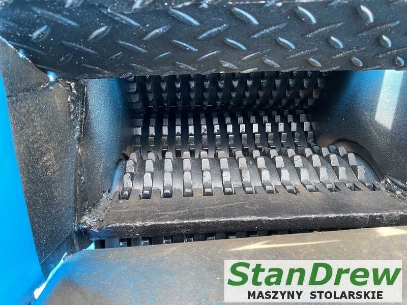 Rębak Klockner do drewna , zrzyn 120x400 L2/1W 37 kw ze zsypem