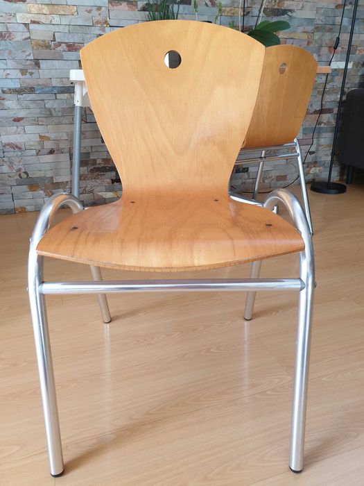 Cadeiras para cafe ou restaurante