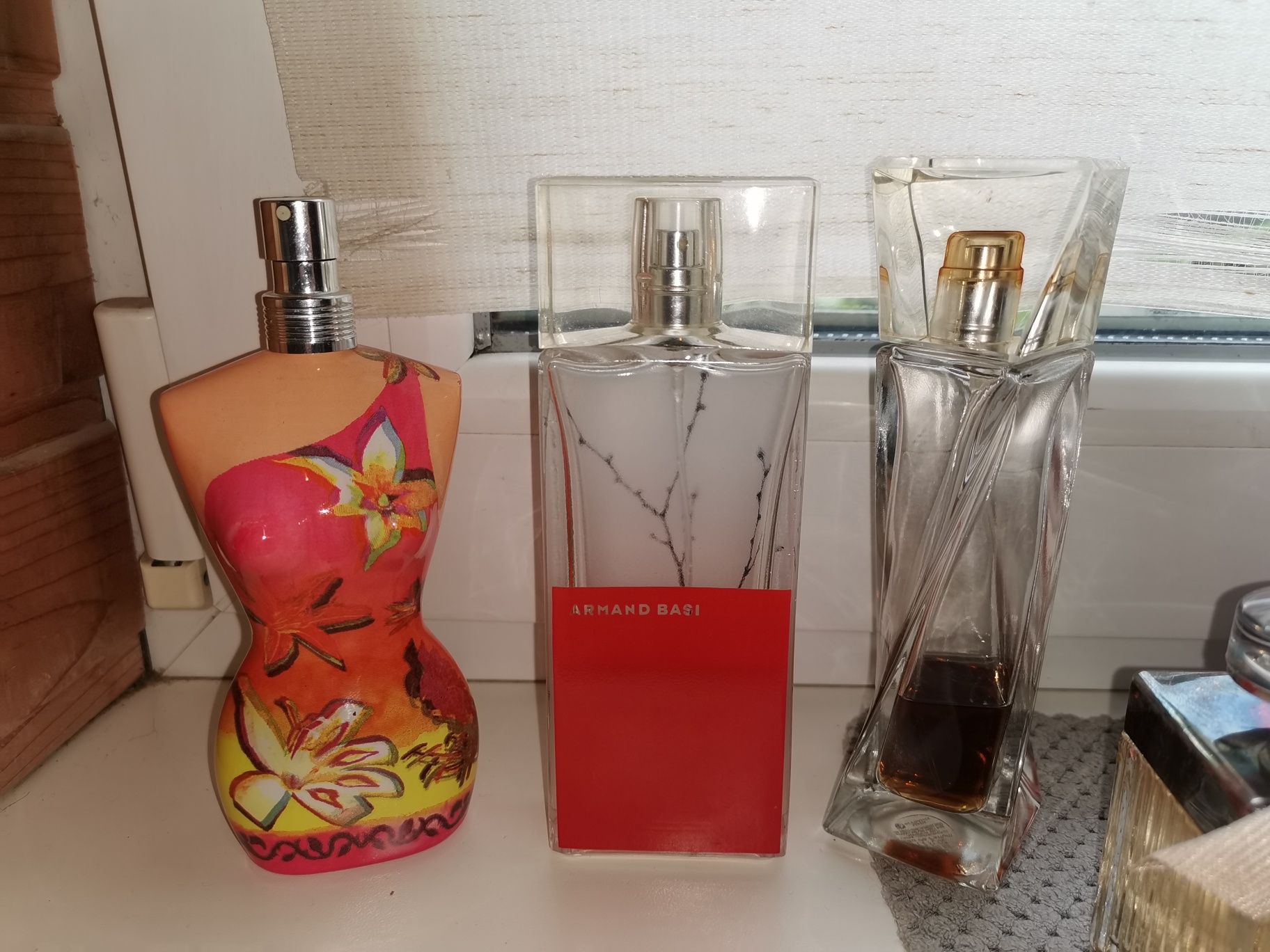 Продам парфуми жіночі