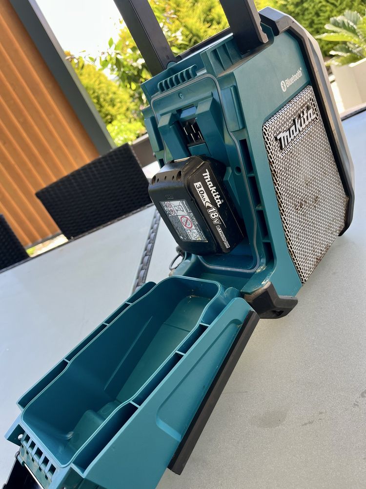 Radio Makita DMR 114