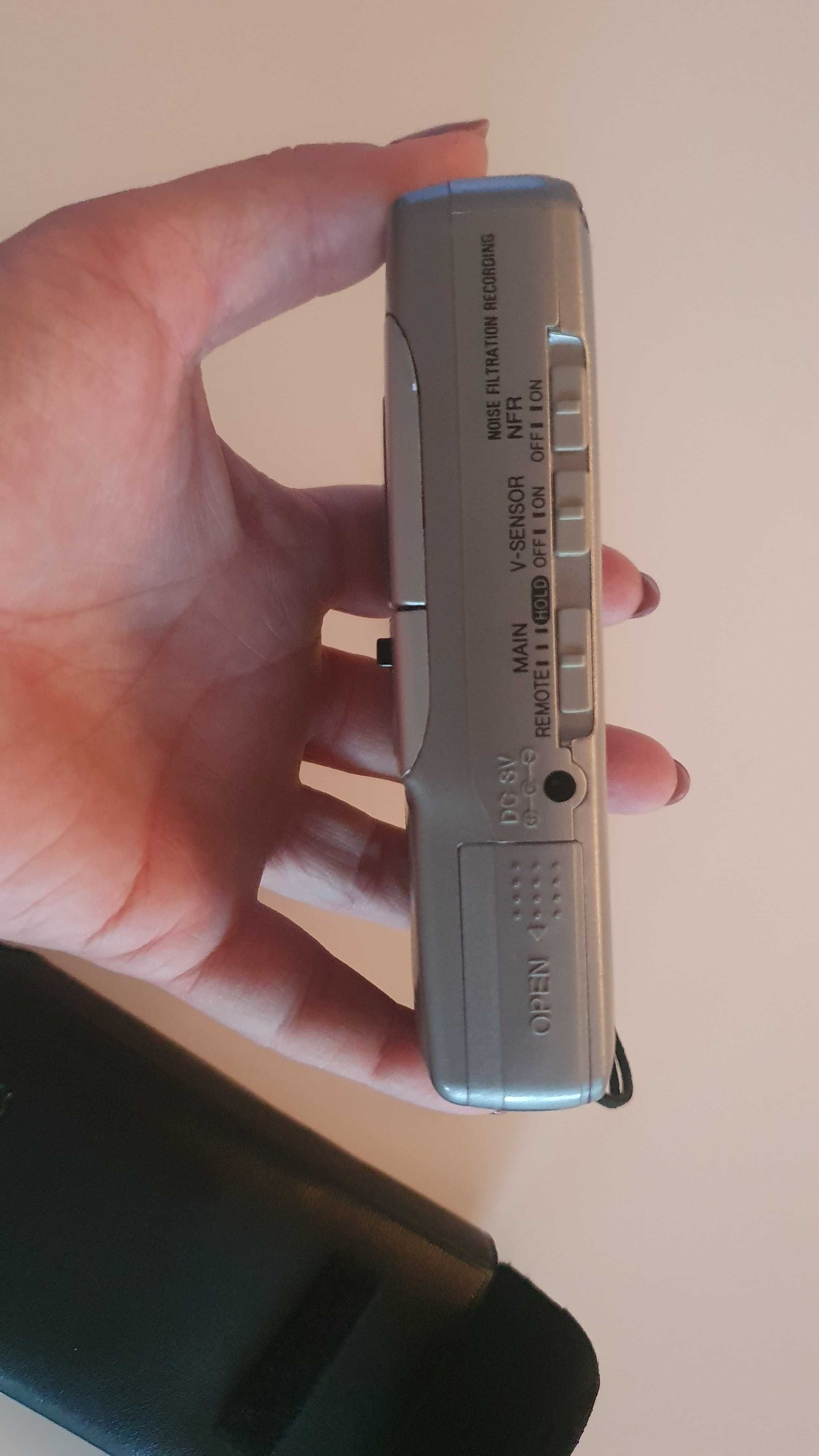 Dyktafon aiwa v-sensor micro cassette recorder TP-M720