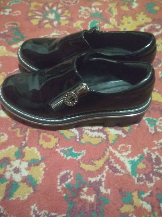 Туфли женские лак