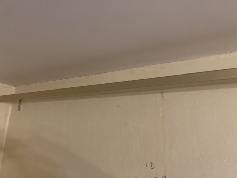 Карниз алюмінієвий 2,5-3 м