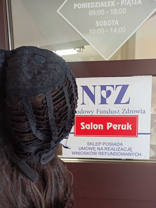 Peruka falowana z grzywką termowłosy do stylizacji-jasny brąz-Nessaja