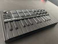 Klawiatura sterująca AKAI MPK mini