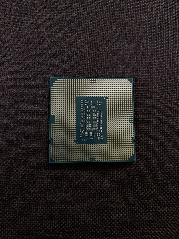 Процесор INTEL Core™ i3 10100f