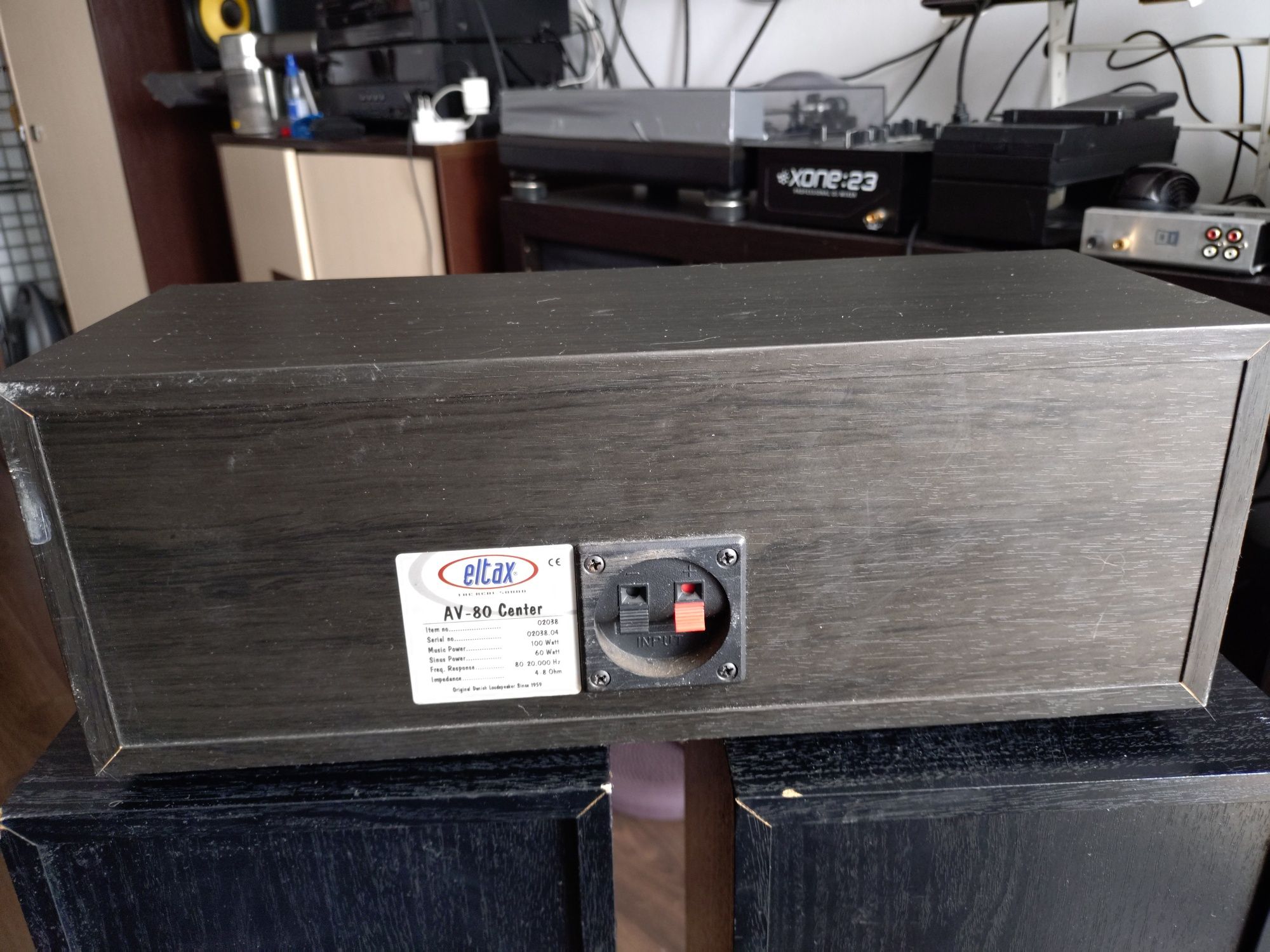 Kolumny Eltax Titanium 180W + centralna 100W