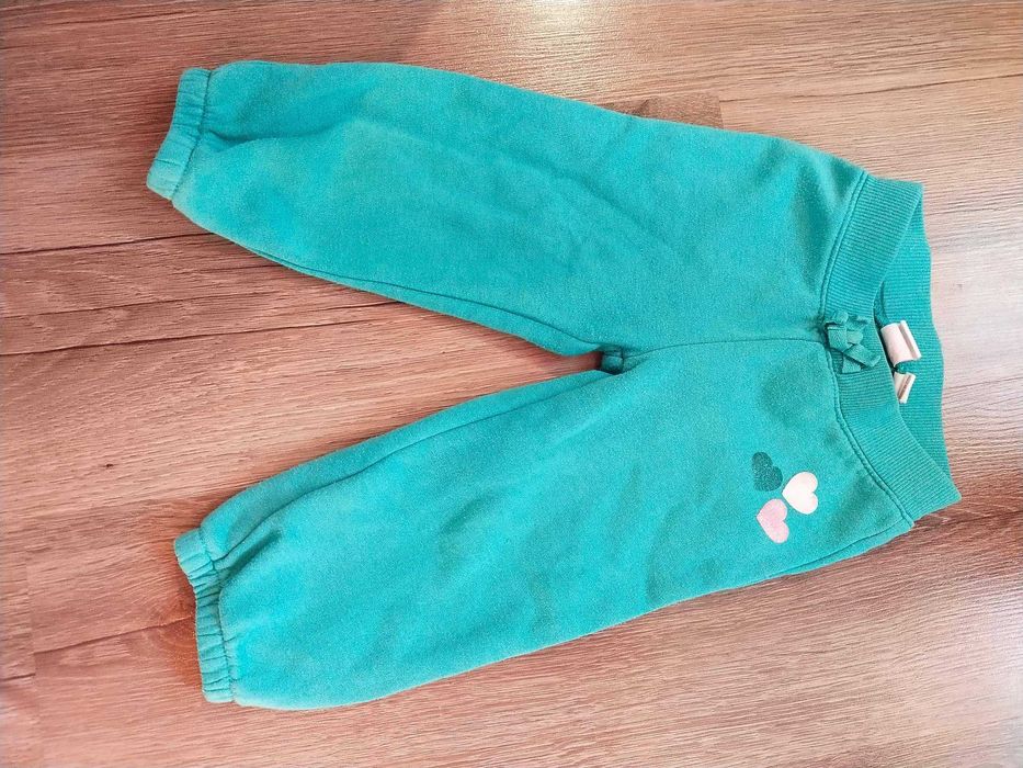 Spodnie dresowe zielone