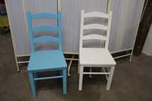 Cadeiras lacadas Azul e Branco