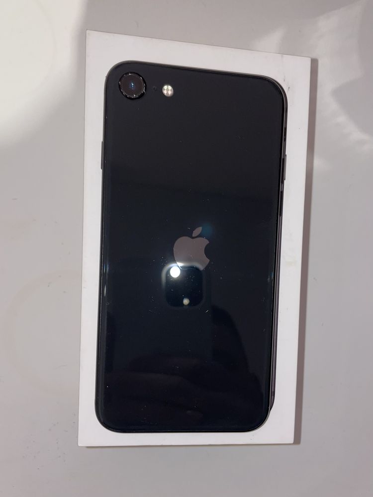 iPhone SE 2020 64GB