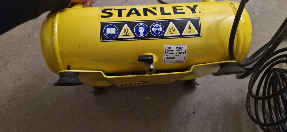 Kompresor - Stanley