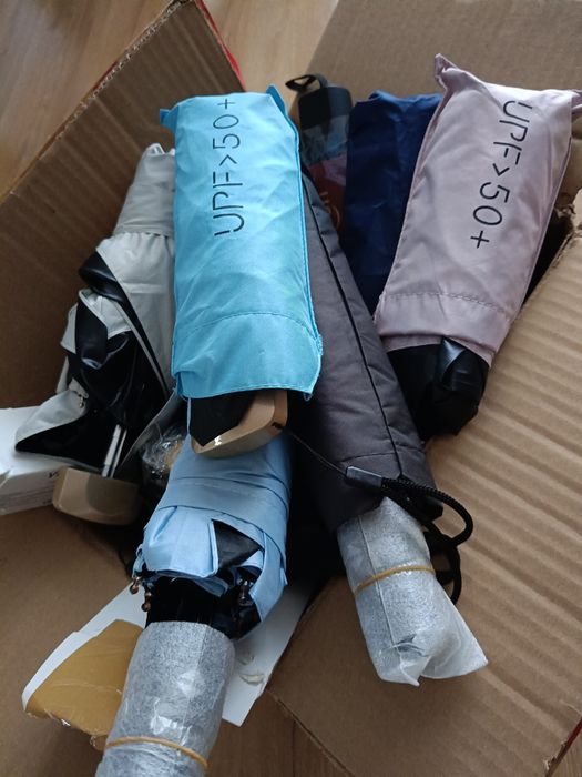 Karton parasolek 12 szt. Nowe