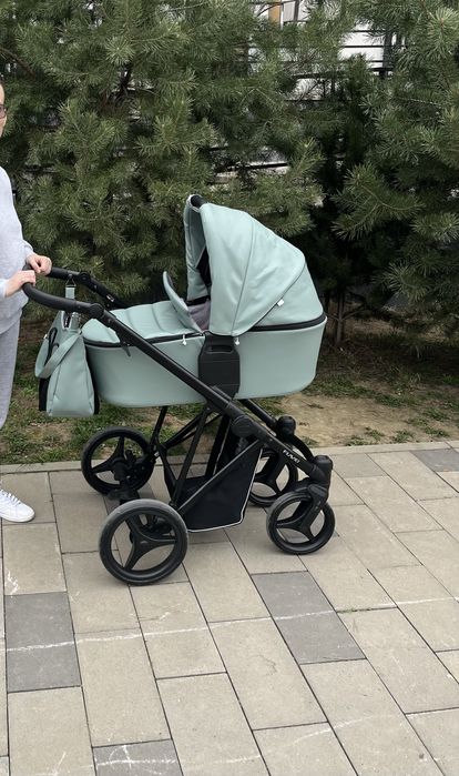 Коляска Bebetto Flavio 2в1 люлька і прогулянковий блок, відмінний стан