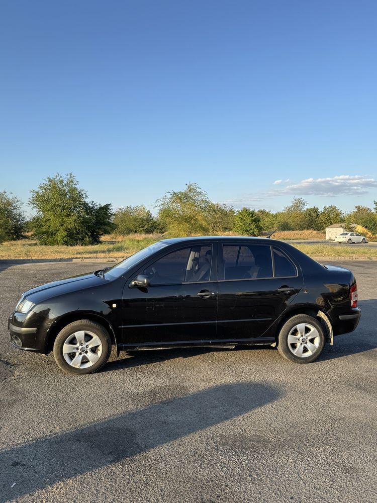 Продам автомобіль. Шкода Фабиа 2006 року