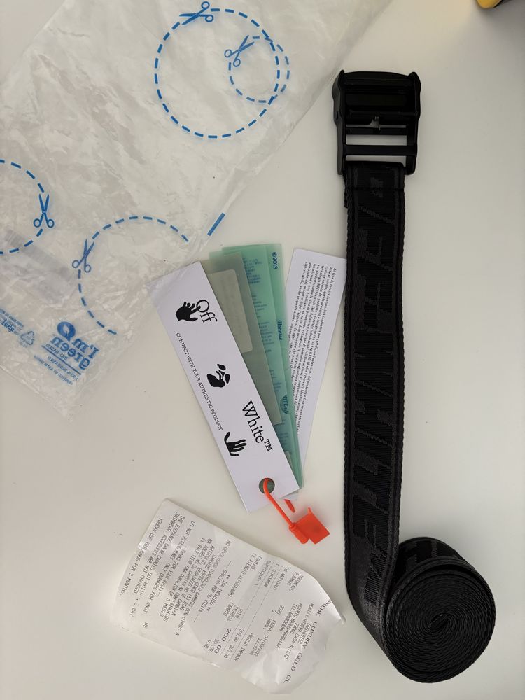 Cinto Off White preto