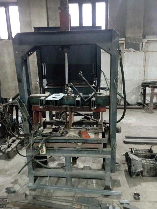 Вібро прес півавтомат для вдалого початку справи