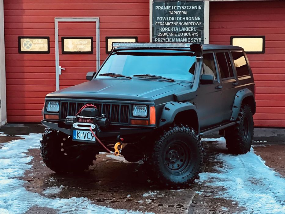 Jeep Cherokee Jeep Cherokee XJ 4.0 odnowiony pług wyciągarka lift simex hilift
