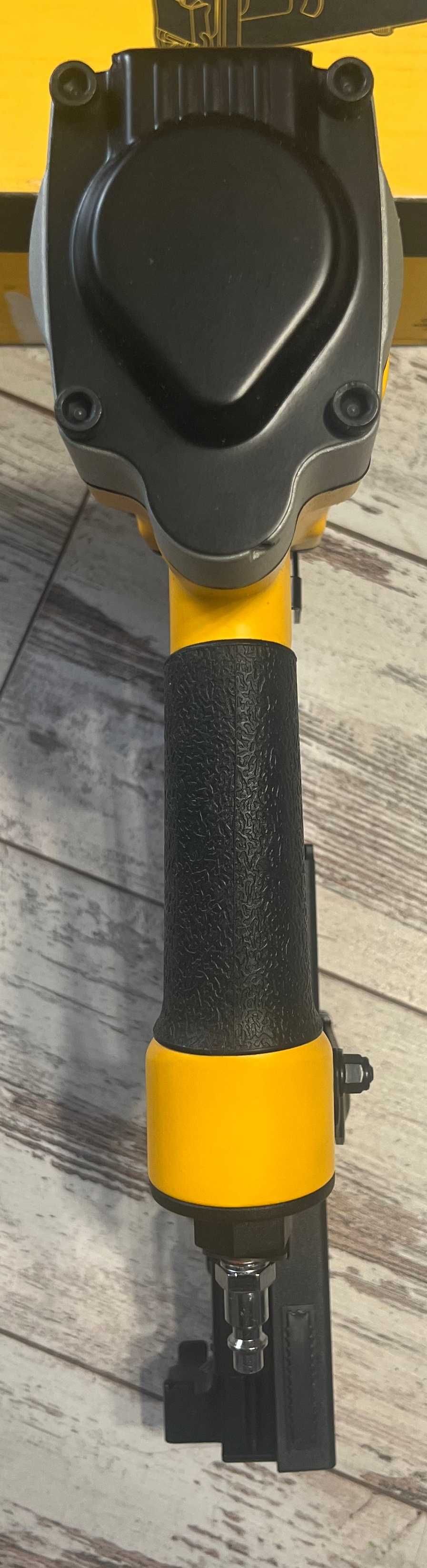 пневматичний  степлер, нейлер dewalt dw451s2 новий з США