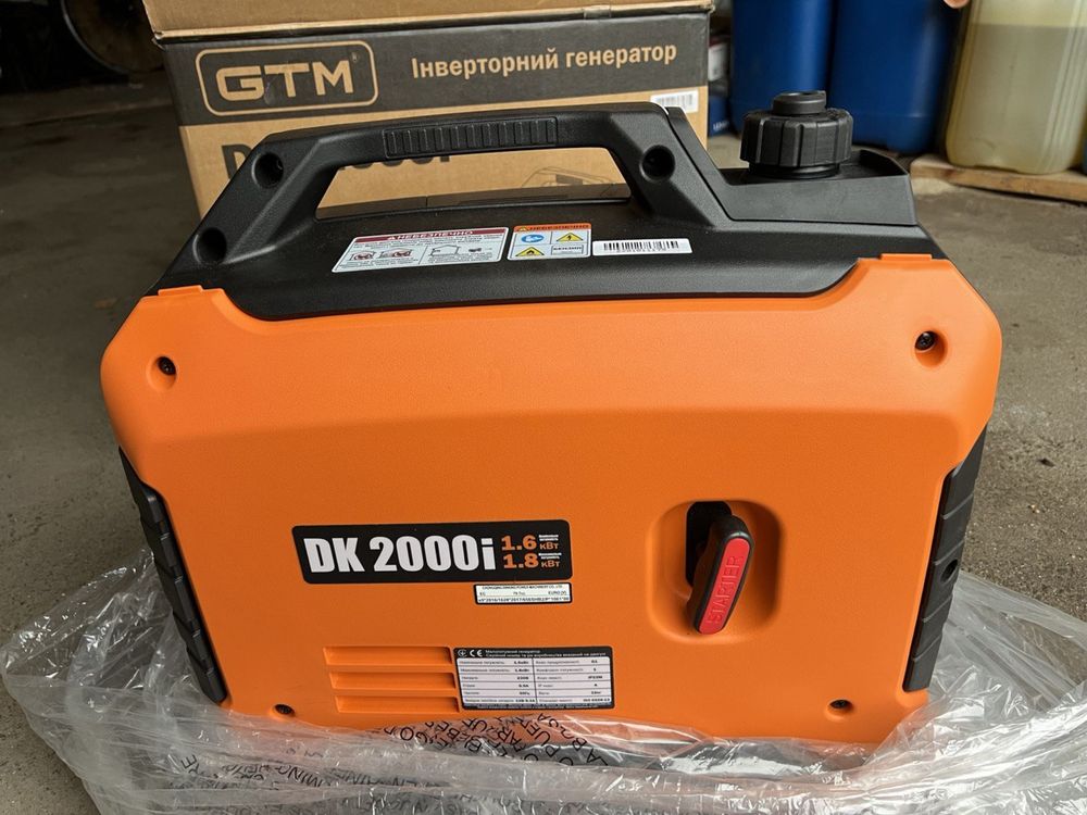 Генератор інверторний бензиновий 1.6/1.8кВт GTM DK2000i