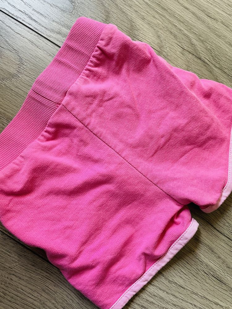 C&A 74 Hello Kitty krotkie Spodnie spodenki szorty