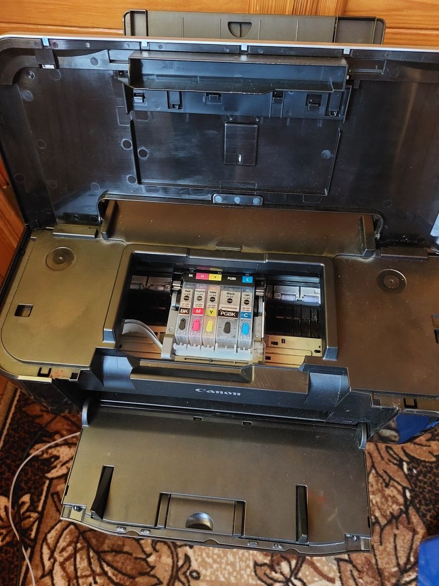 Продам кольоровий принтер ІР 3600 з додатковою головкою