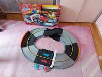 Tor Wyścigowy Shake Go Fisher Price