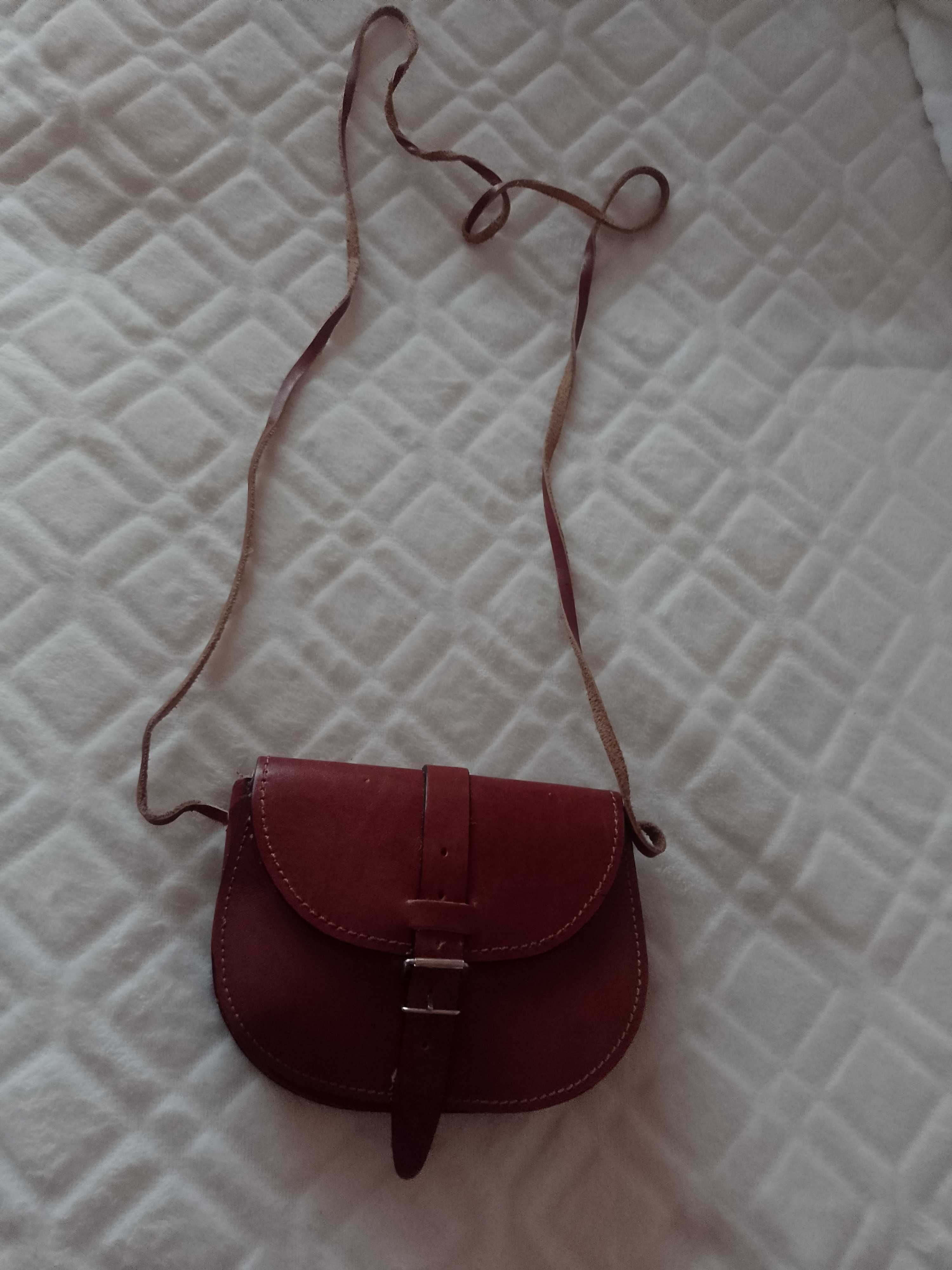 Real Leather/Skórzana torebka listonoszka z Madrytu