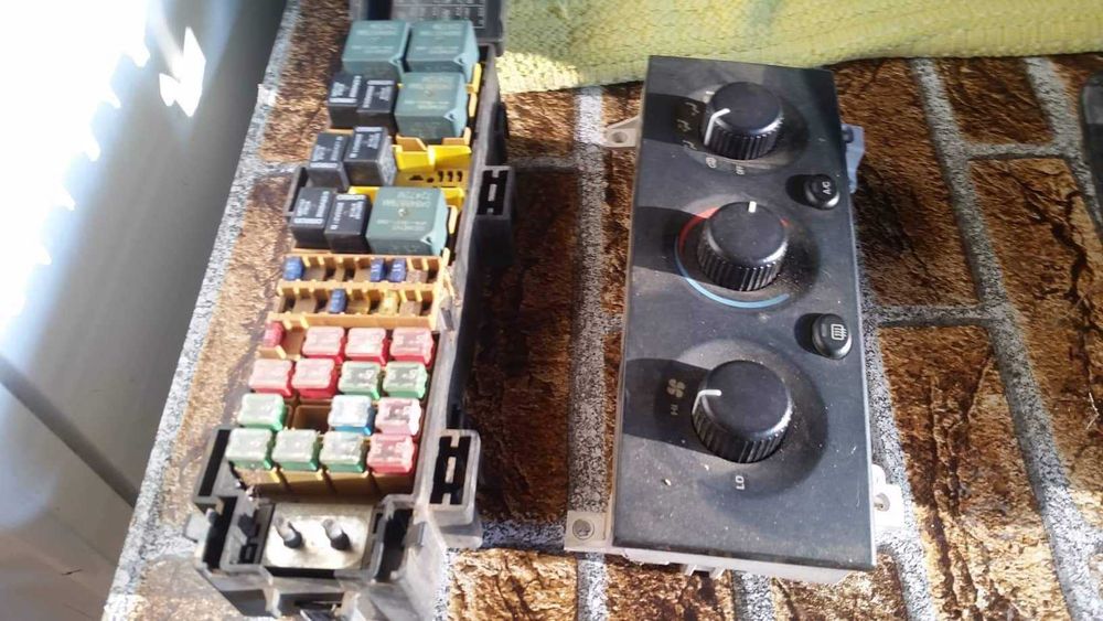 Vendo peças de jeep Grand cherokee ,diesel, ano 2000