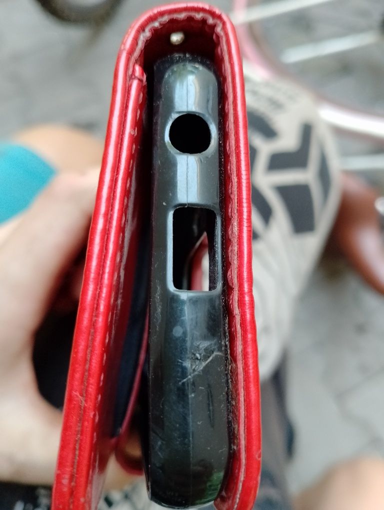 Sprzedam etui do Samsunga