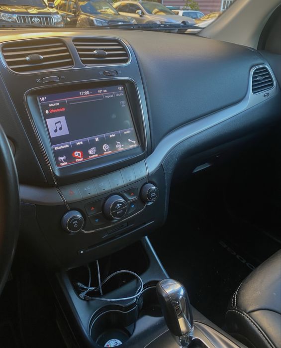 Dodge Jorney Crossroad