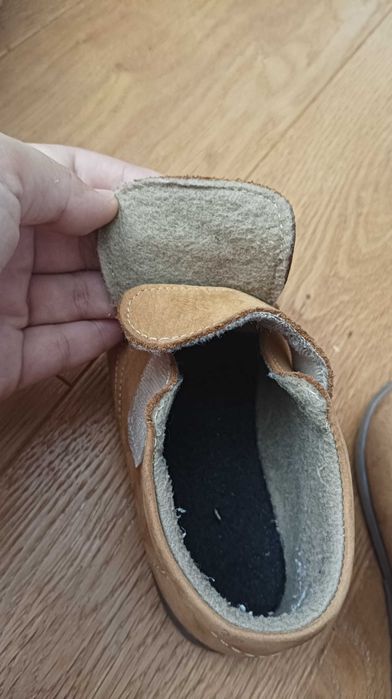 Jesienne buty skórzane Emel rozmiar 25