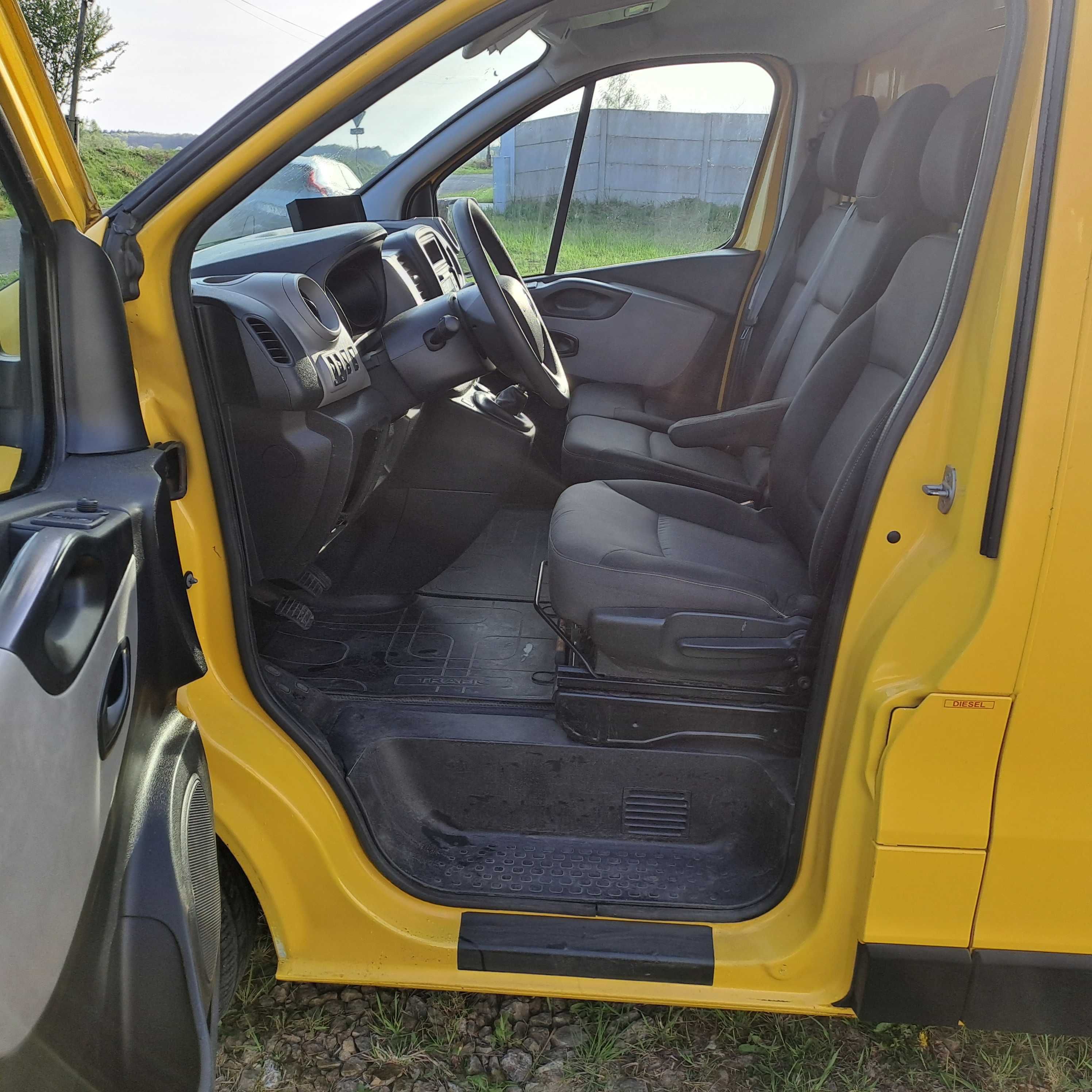 Renault Trafic III 1.6 Long 92tys.km FVat