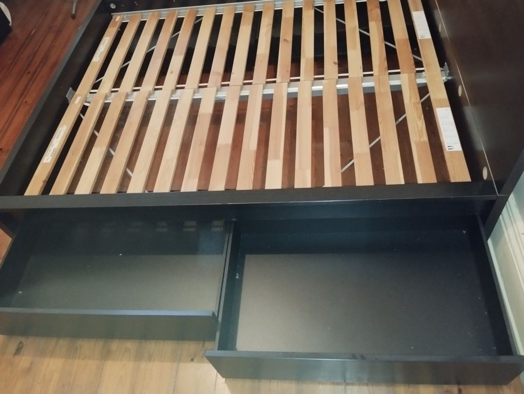 Cama MALM - 180x200 cm, com 4 gavetões