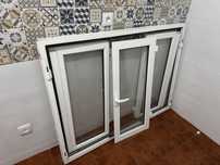 Vendo Janela de aluminium com vidro duplo.