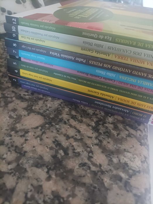 Conjunto de livros autores portugueses