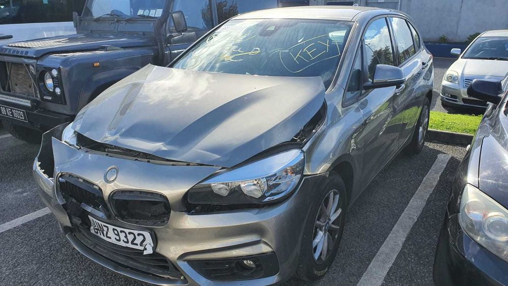 BMW 218d Seria 2 F45 Karoseria Ćwiartka Błotnik Tył Podłużnica Próg