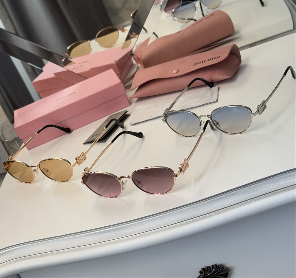 Солнцезащитные очки miu miu полный комплект
