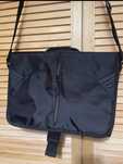 Nowa czarna torba na laptopa 28/38 cm