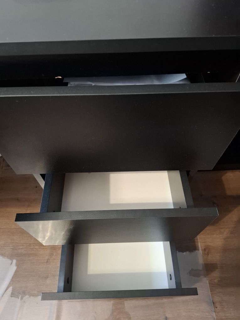 Biurko czarne 90cm