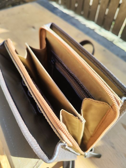 Барсетка - сумочка мужская кожаная.