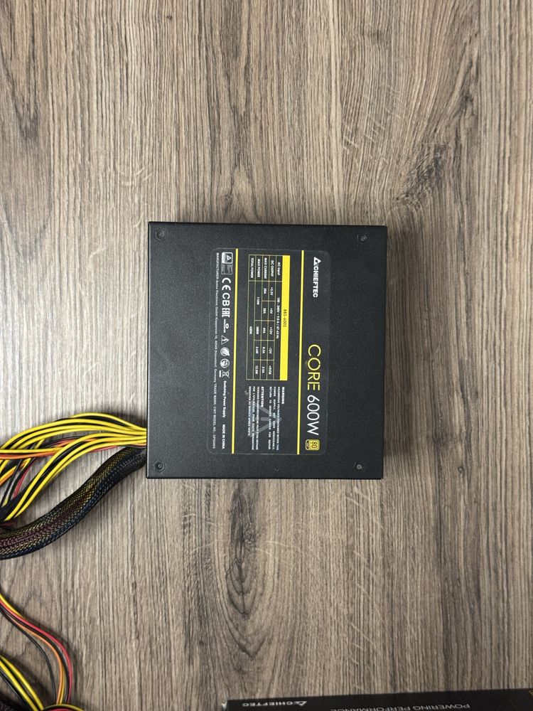 Блок живлення Chieftec BBS-600S Core