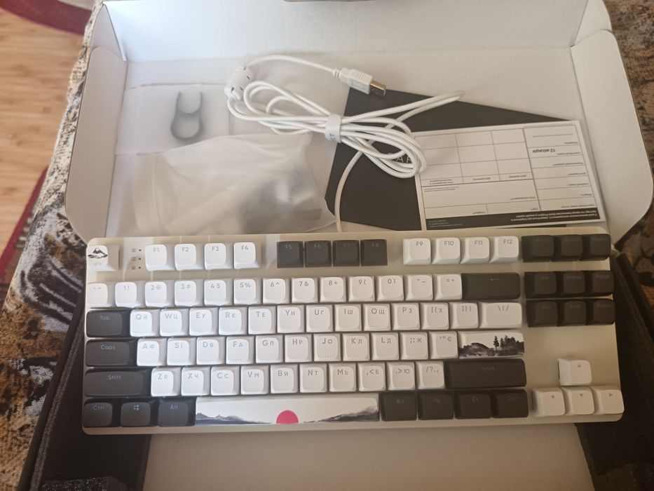 Продам клавіатуру нова