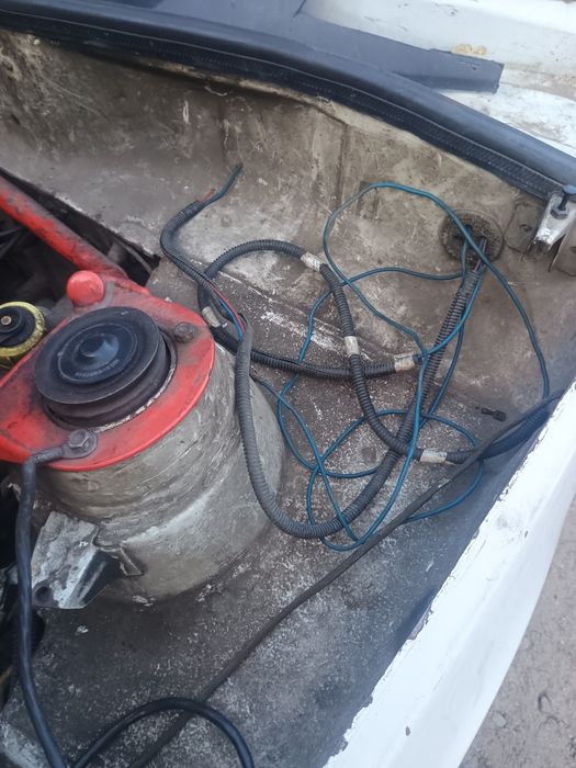 Таврия 1993 год на ходу