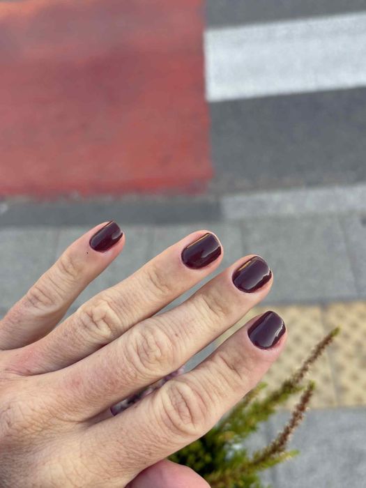 Paznokcie hybrydowe/ przedłużane